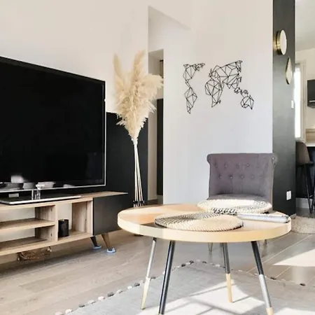 Apartment For 2 People *